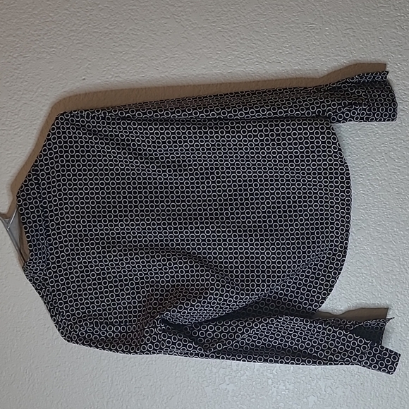 JONES Wear Petite Size 8 Button Down Long Sleeve Cropped Top - Picture 6 of 6